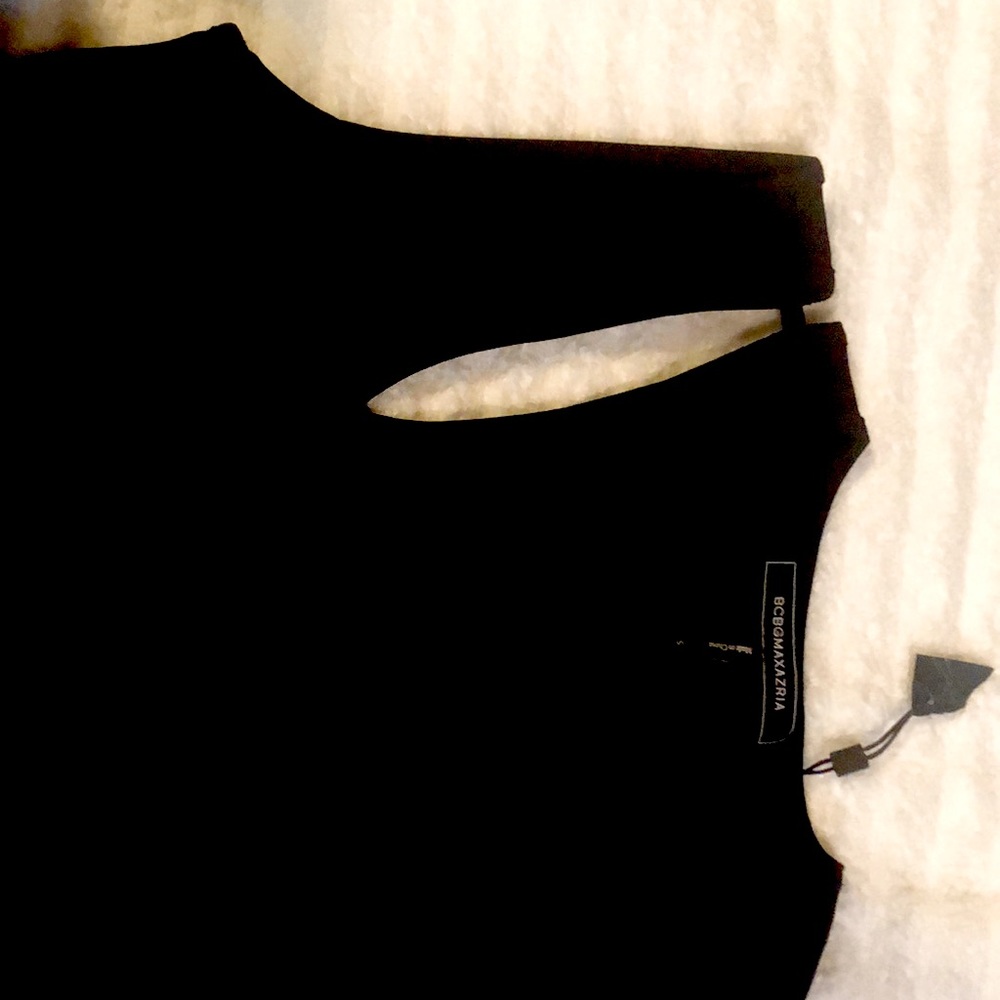 BCBGMAXAZRIA  Black top - Picture 2 of 2
